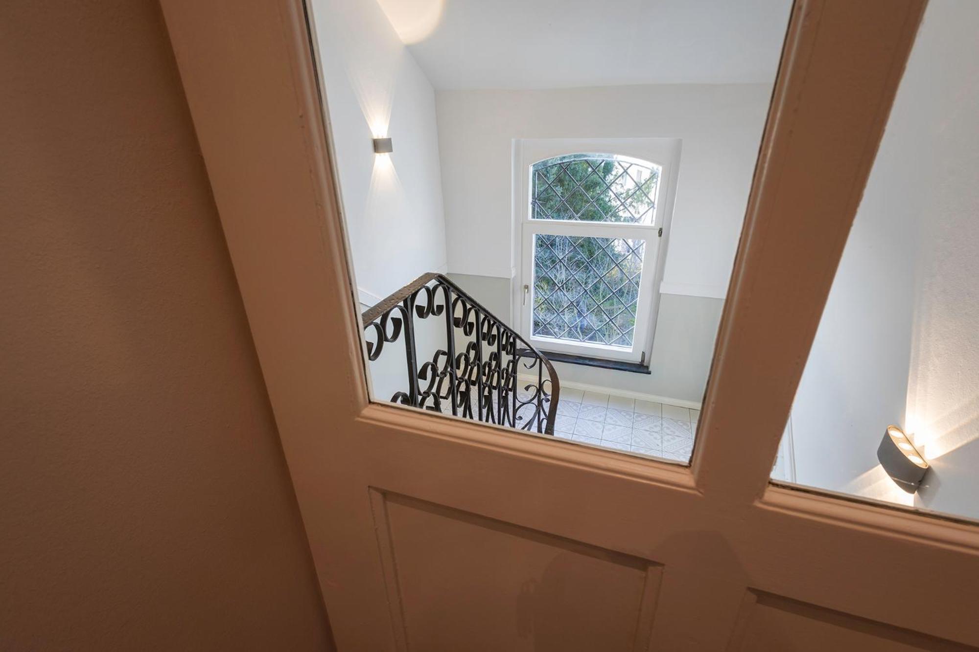 Nostalgie-Nest Mit Boxspringbett Apartment Майен Екстериор снимка